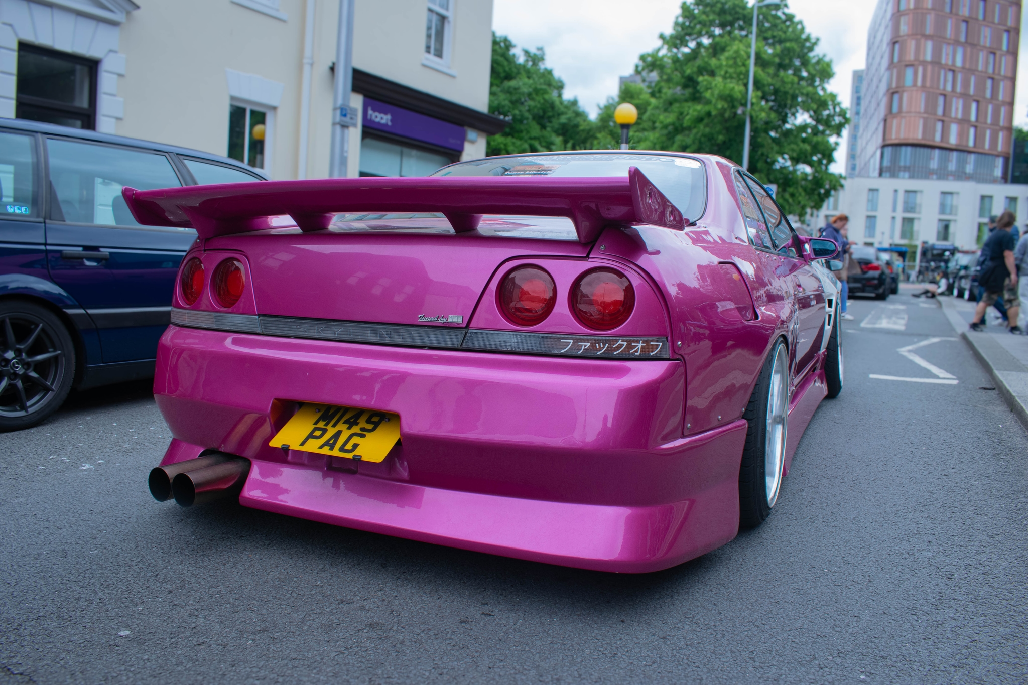 Nissan Skyline R33
